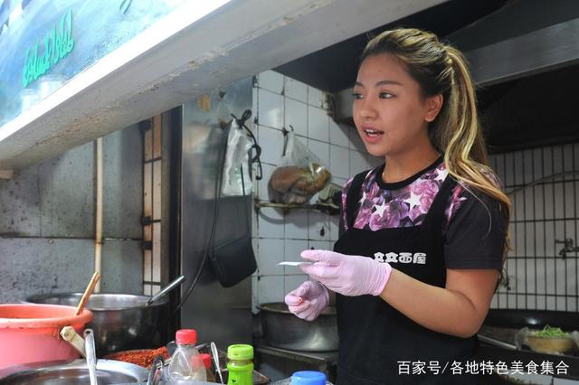 西安女孩开面馆因颜值高走红每天顾客不断对美女老板更感兴趣